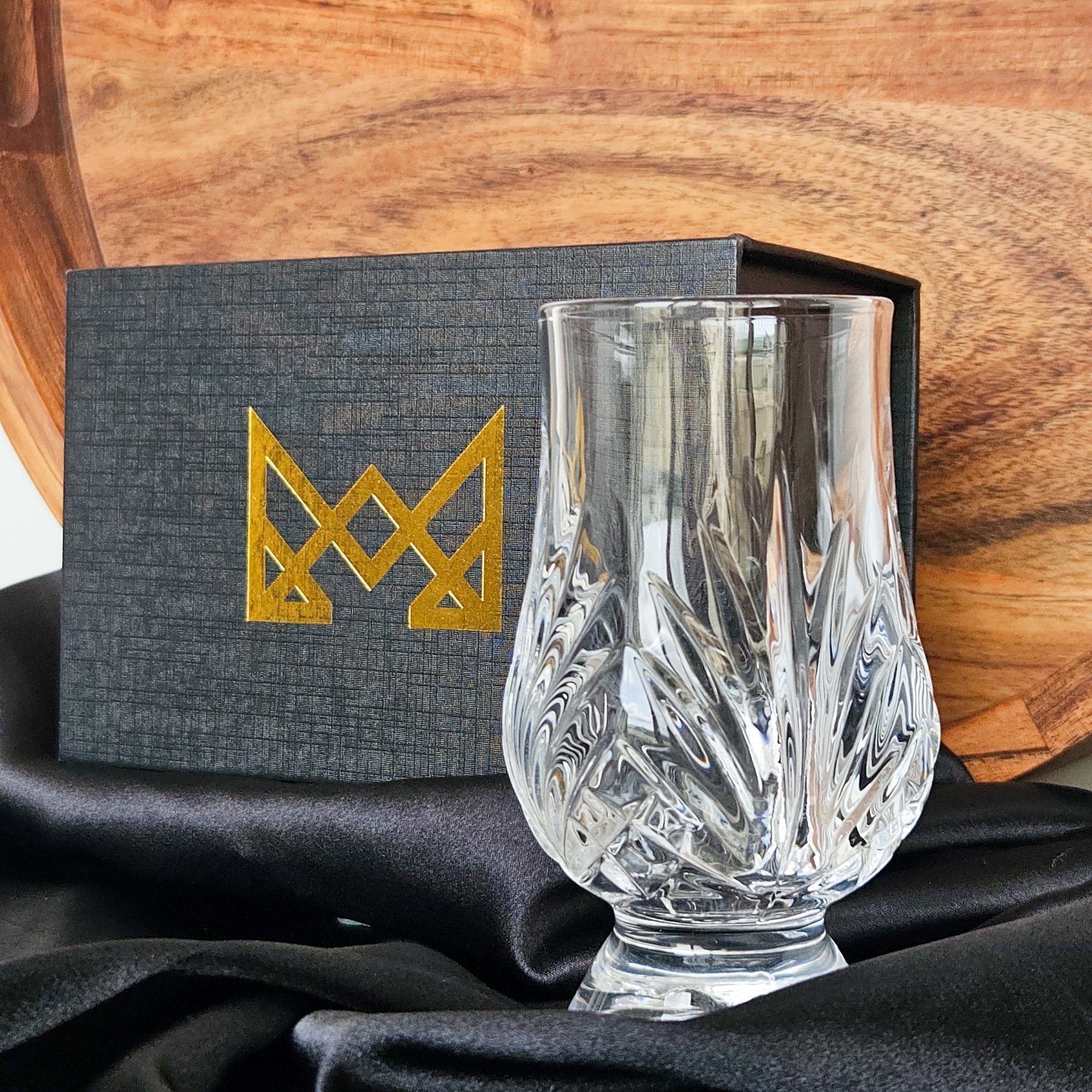 Bloom Crystal Nosing Glass