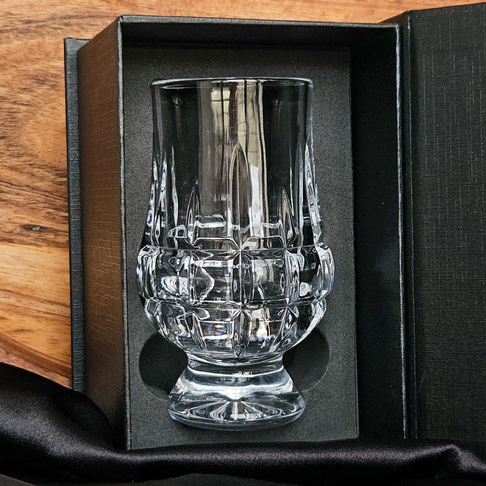 Grid Crystal Nosing Glass