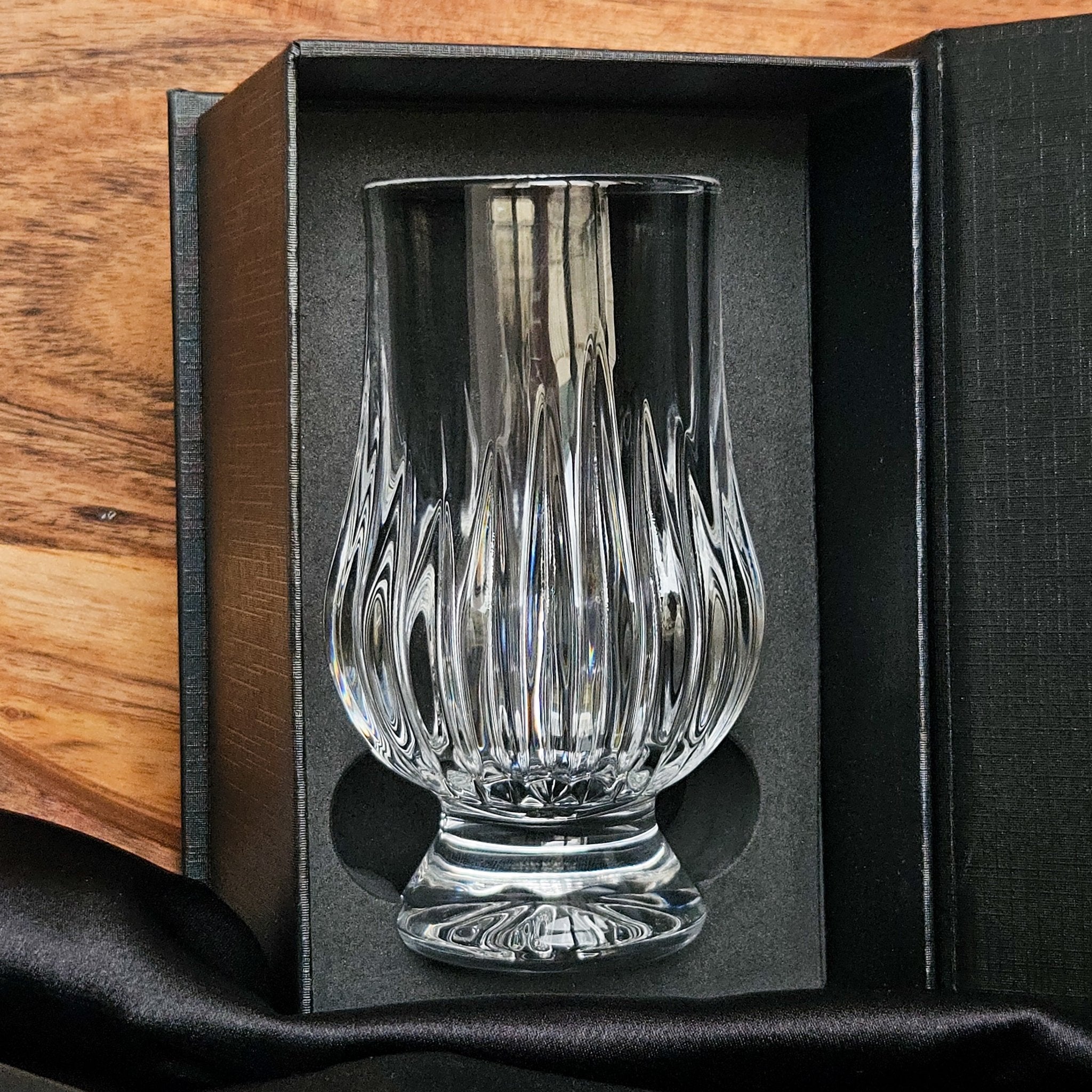 Linear Crystal Nosing Glass